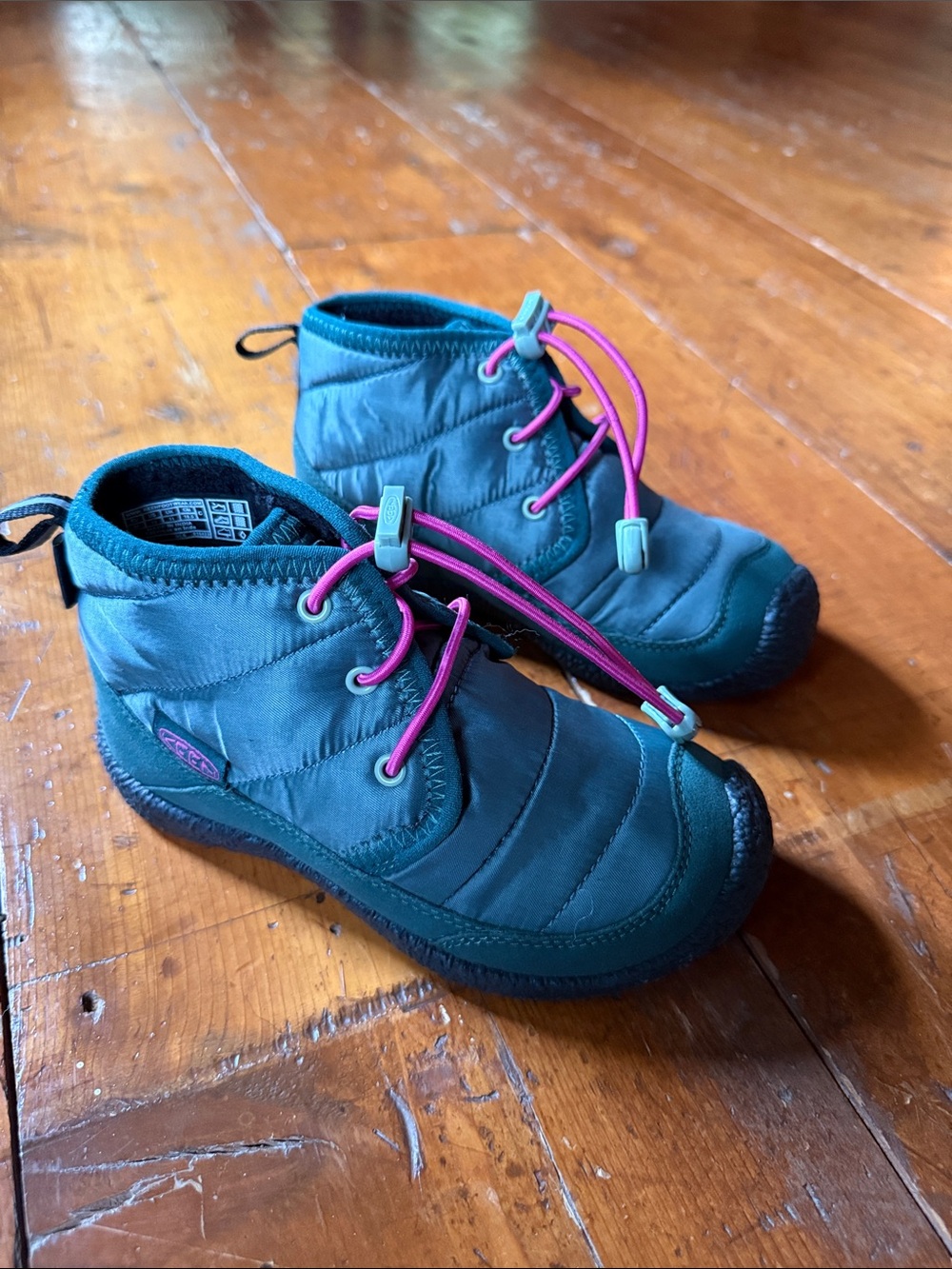 Keen Kids Howser Teal Ankle Boots with Pink Bungee Laces